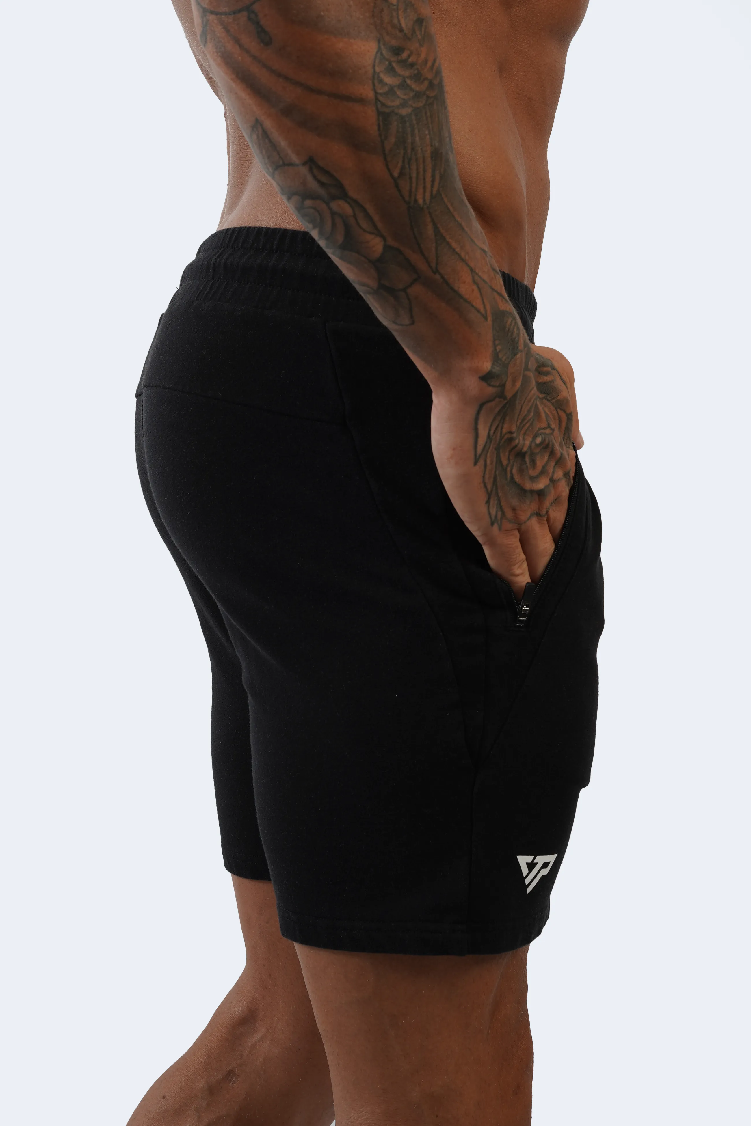 ESSENTIAL SHORTS 2.0 - BLACK (White Logo)