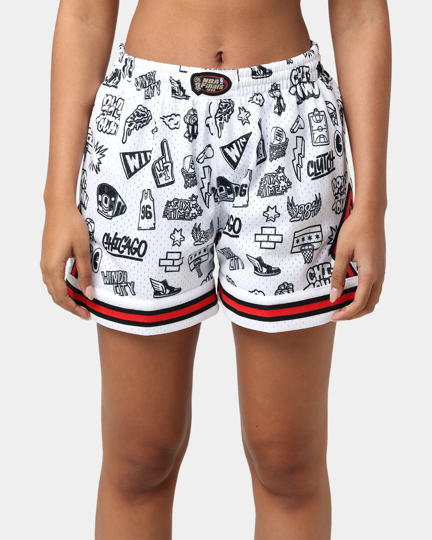 Mitchell & Ness Women's Chicago Bulls Doodle Shorts Black/White