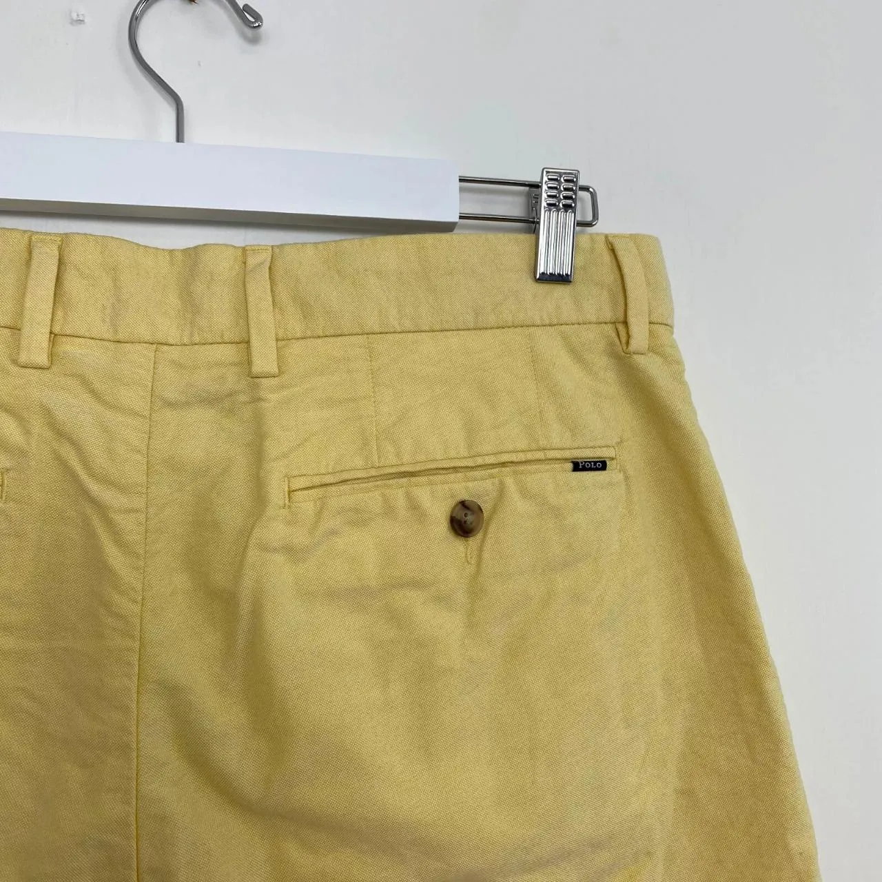 Preowned Polo Ralph Lauren Mens Summer Shorts Size 33 Yellow Preppy Zip Fly Pockets Lightweight.